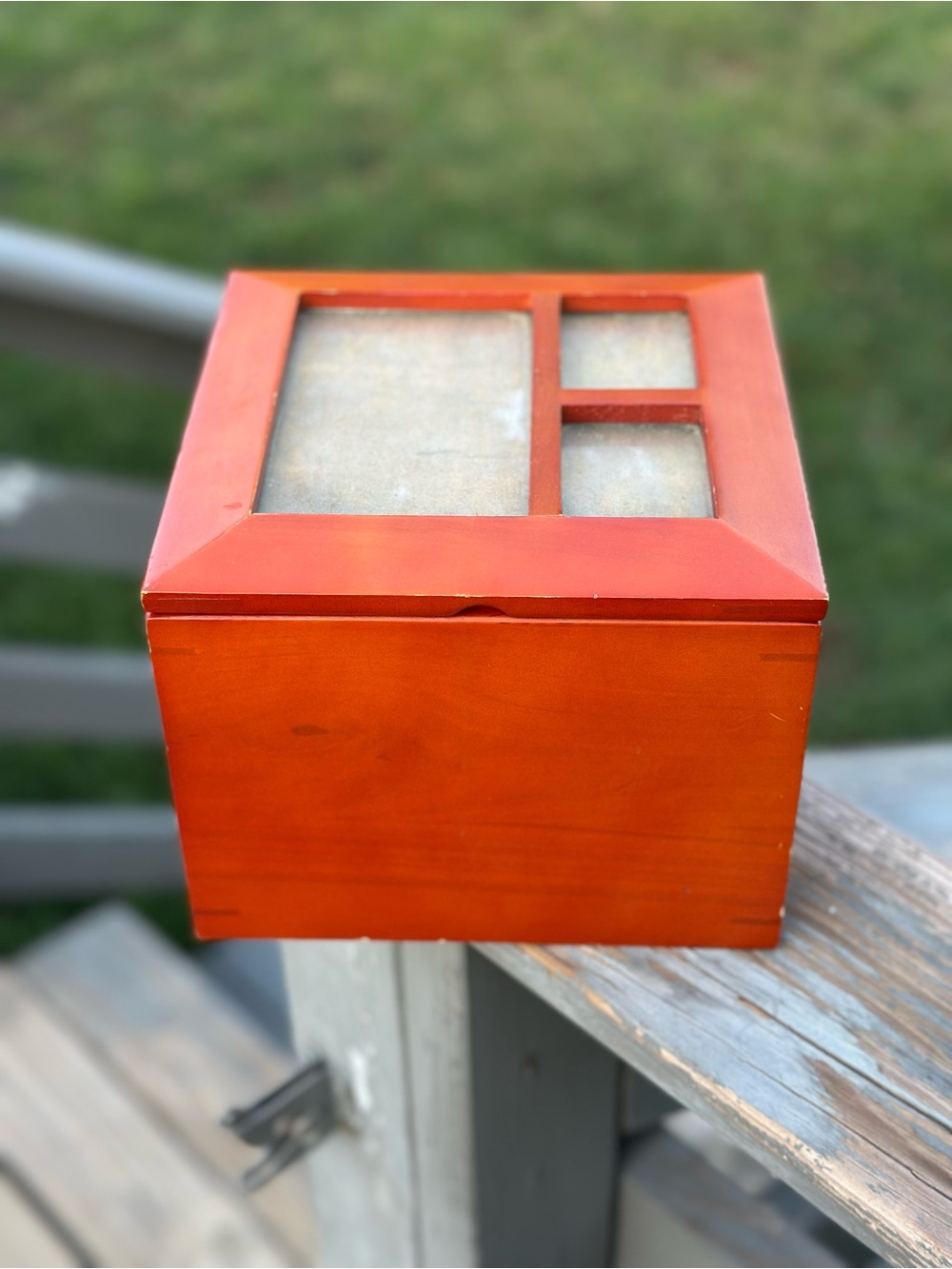Melannco Wood Photo Storage Box 4x6 Max w/ Glass Top Frame Lid, Dividers, Brown